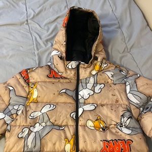 Tom and Jerry Men's Puffer Jacket - Size M: Embrace Playful Warmth in Style